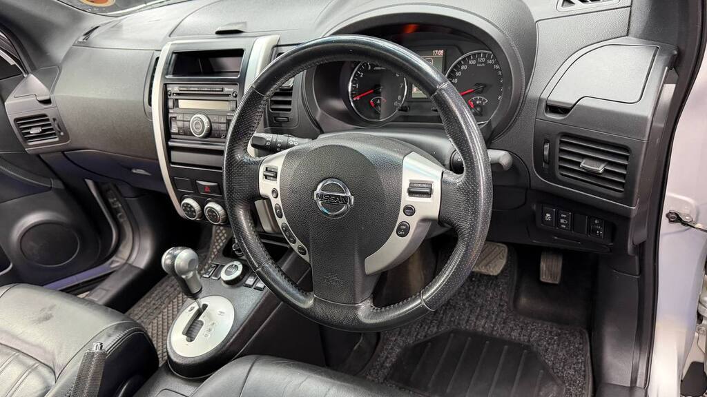 NISSAN - X TRAIL 2.5 CVT LE (R81/R87)