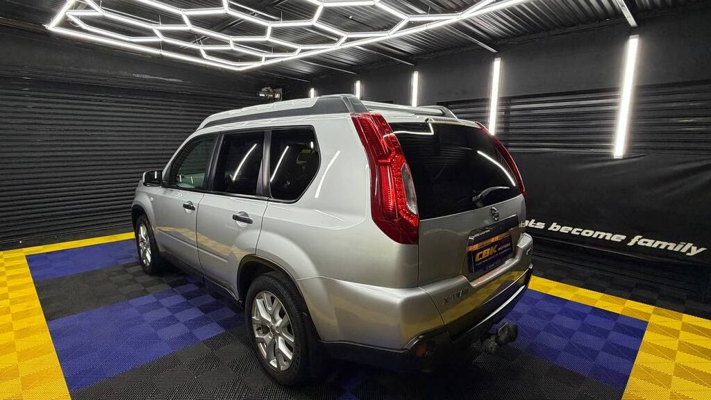 NISSAN - X TRAIL 2.5 CVT LE (R81/R87)