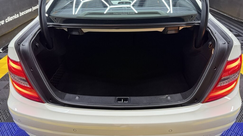 MERCEDES-BENZ - C250 BE COUPE A/T