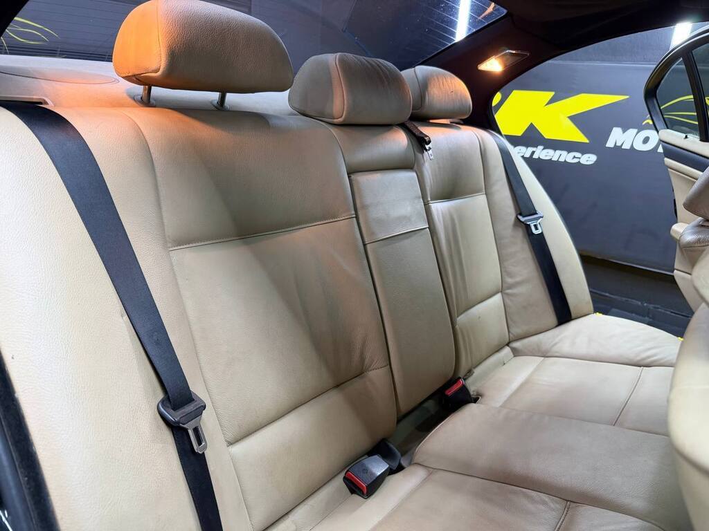 BMW - 320i Sport (E46)F/L