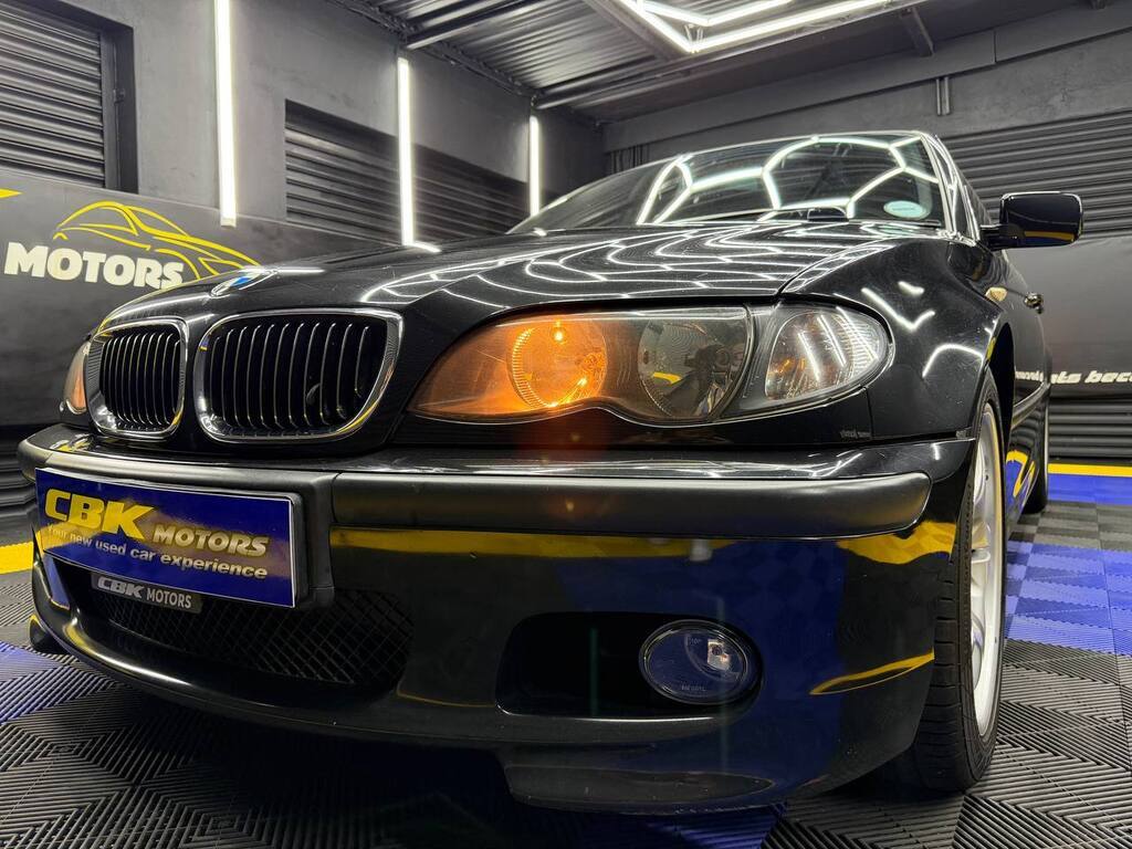 BMW - 320i Sport (E46)F/L