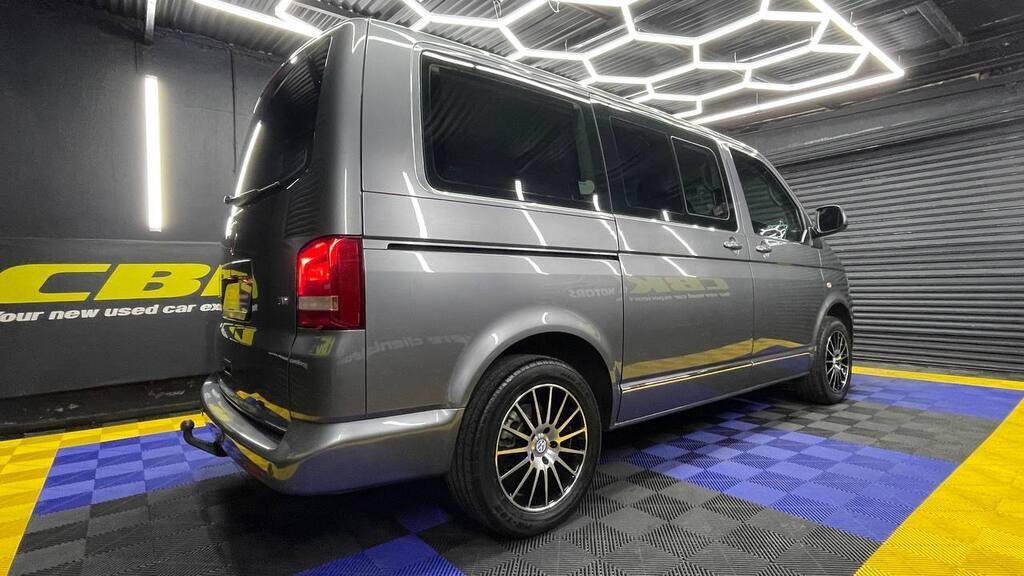VOLKSWAGEN - T5 CARAVELLE 2.0 BiTDi DSG