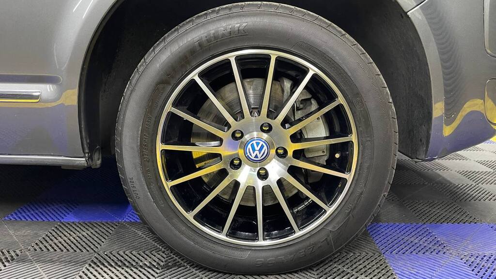 VOLKSWAGEN - T5 CARAVELLE 2.0 BiTDi DSG