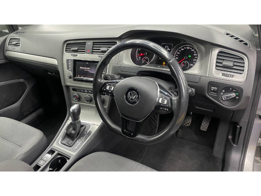 VOLKSWAGEN GOLF VII 1.4 TSI COMFORTLINE DSG