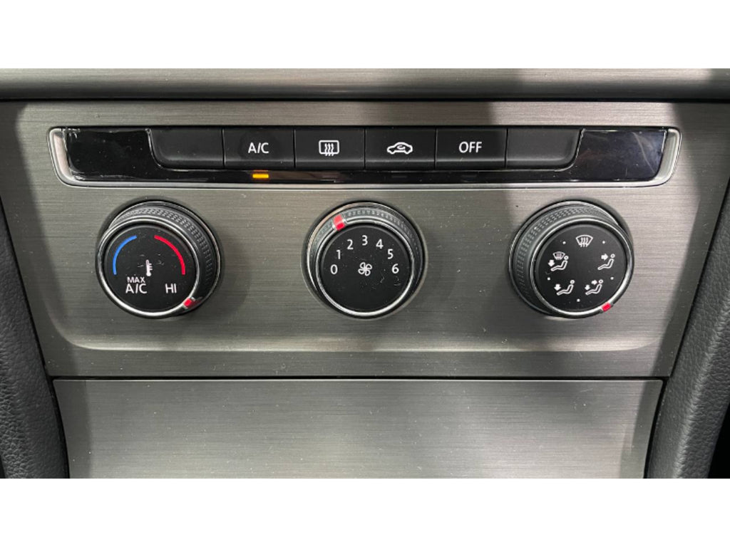 VOLKSWAGEN GOLF VII 1.4 TSI COMFORTLINE DSG