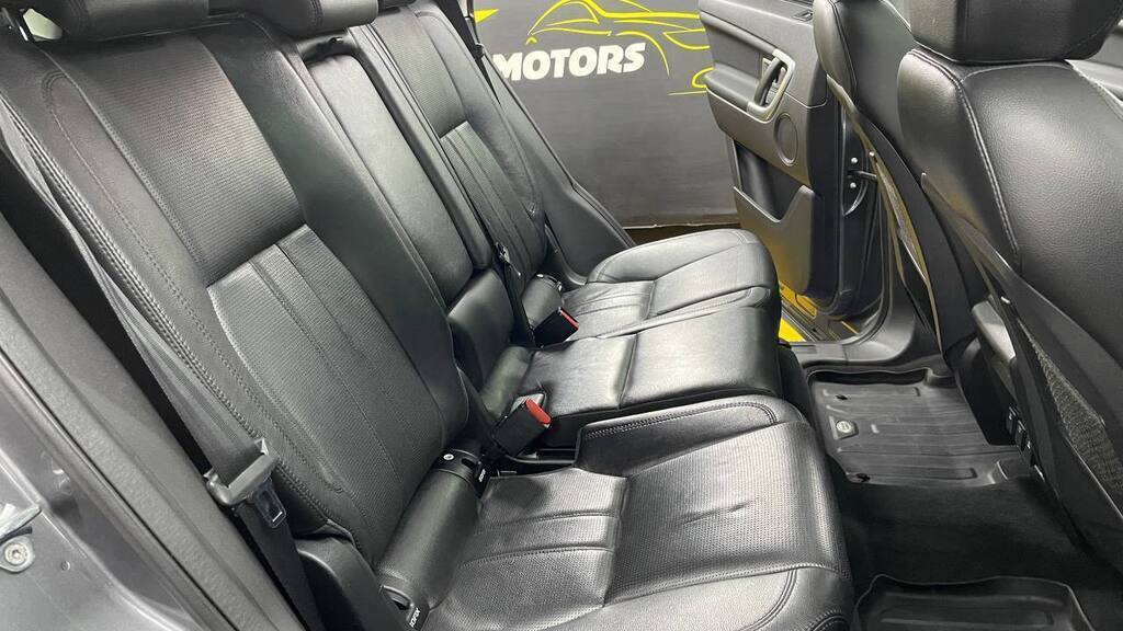 LAND ROVER DISCOVERY SPORT 2.2 SD4 HSE