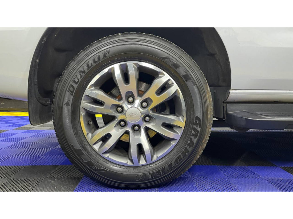 FORD EVEREST 2.2 TDCi XLT A/T