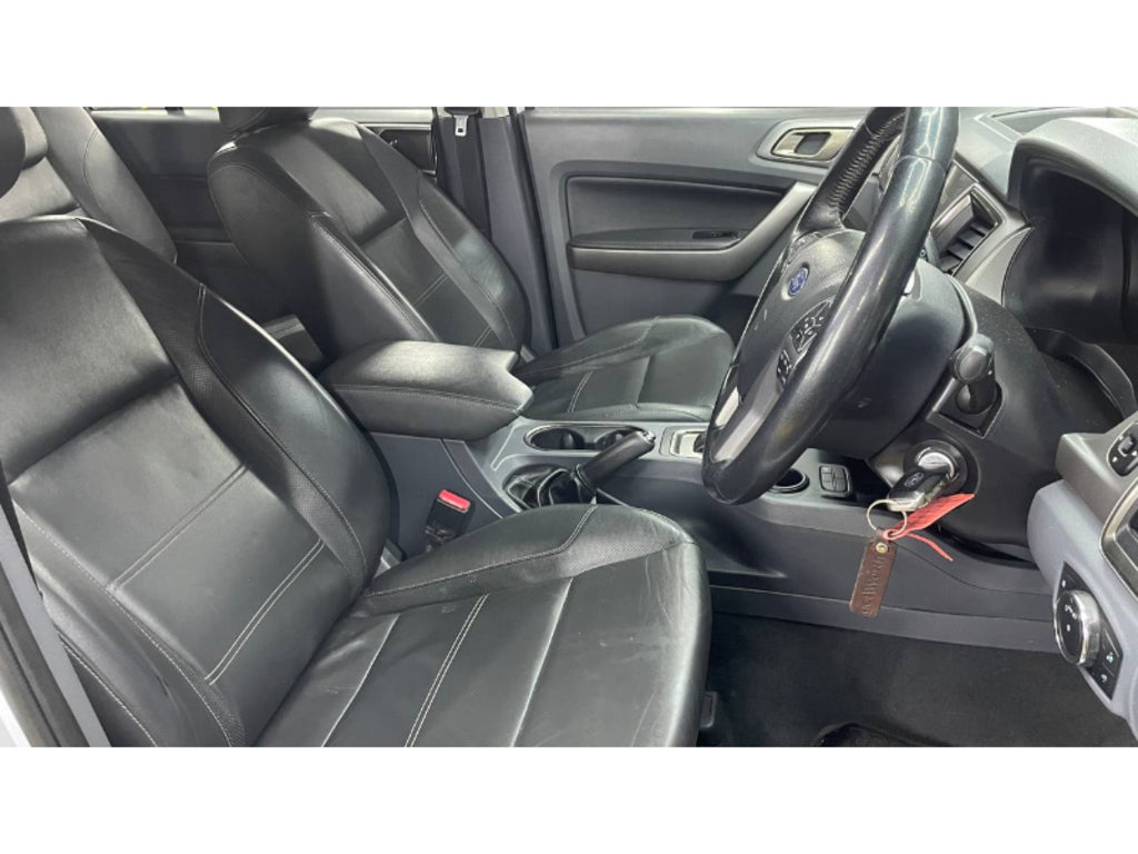 FORD EVEREST 2.2 TDCi XLT A/T