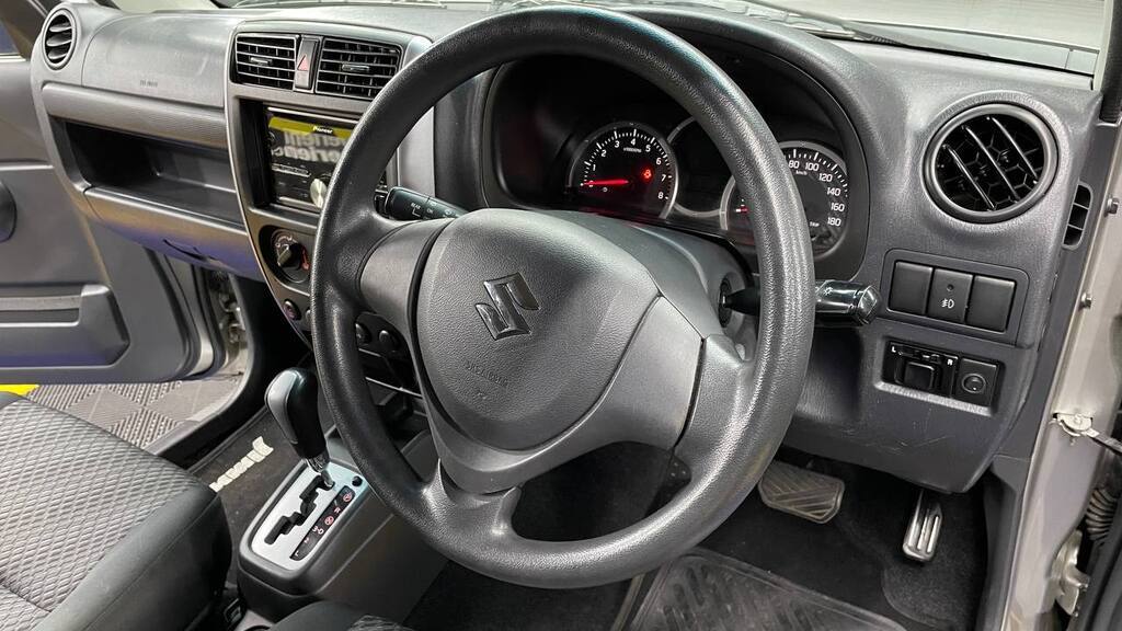 SUZUKI JIMNY 1.3 A/T