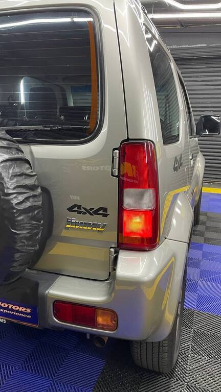 SUZUKI JIMNY 1.3 A/T