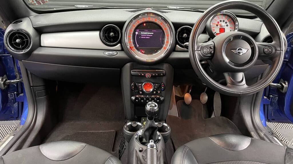 MINI COOPER COUPE (SX12)