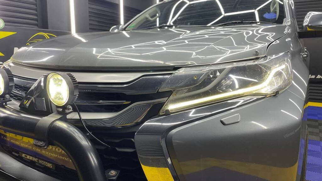MITSUBISHI PAJERO SPORT 2.4D 4X4 SHOGUN A/T