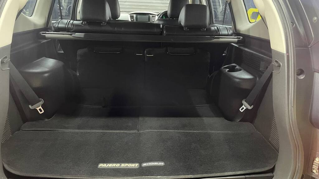 MITSUBISHI PAJERO SPORT 2.4D 4X4 SHOGUN A/T