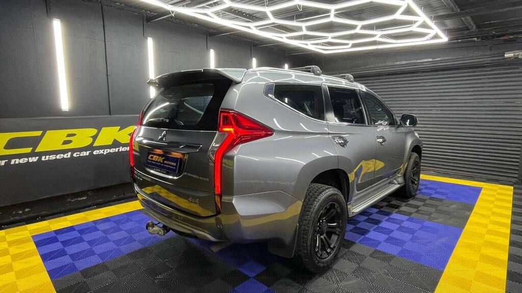 MITSUBISHI PAJERO SPORT 2.4D 4X4 SHOGUN A/T
