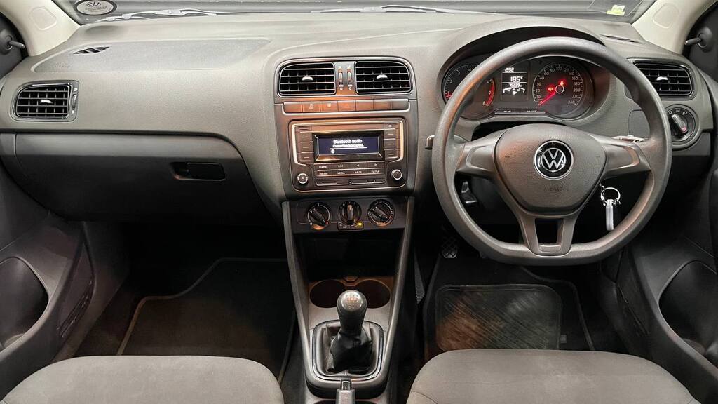 VOLKSWAGEN POLO VIVO 1.4 TRENDLINE (5DR)