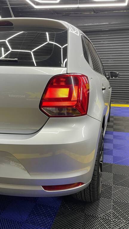 VOLKSWAGEN POLO VIVO 1.4 TRENDLINE (5DR)