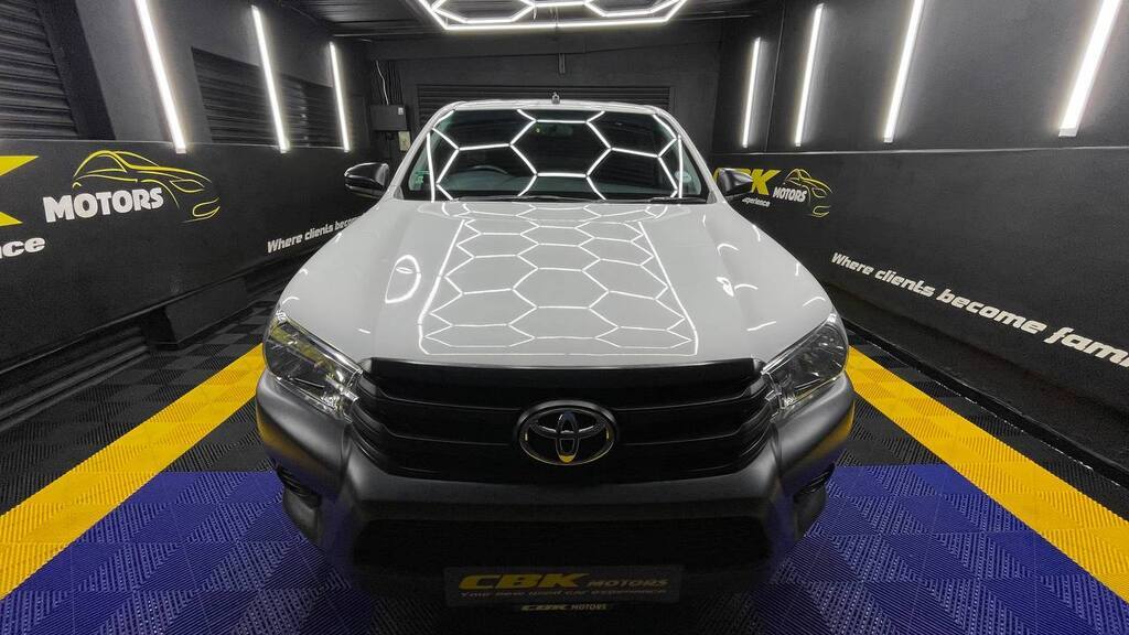 TOYOTA HILUX 2.4 GD A/C P/U S/C