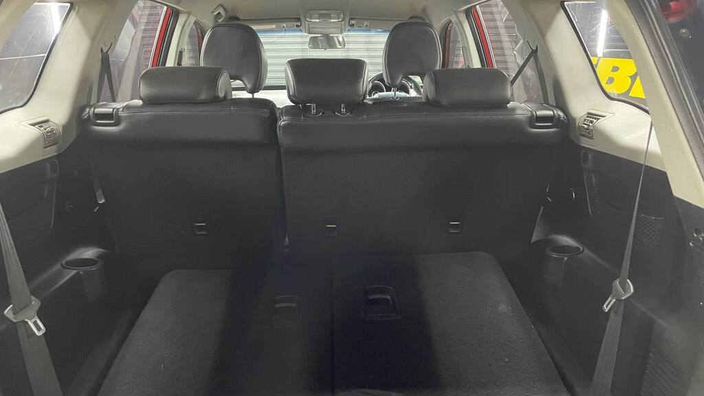 MAHINDRA XUV 500 2.2D MHAWK A/T (W8) 7 SEAT