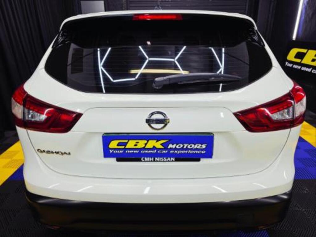 NISSAN - QASHQAI 1.2T ACENTA CVT