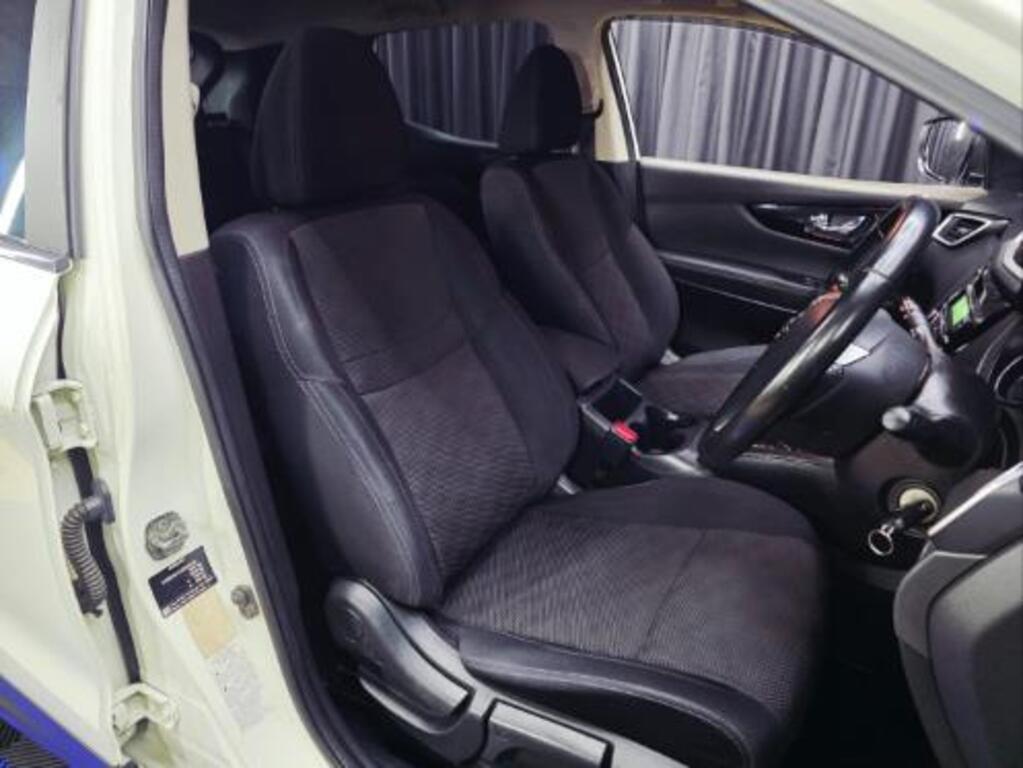 NISSAN - QASHQAI 1.2T ACENTA CVT