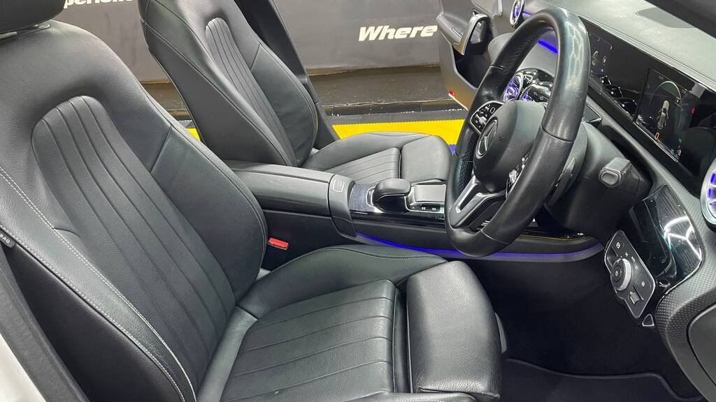 MERCEDES-BENZ A 200 A/T
