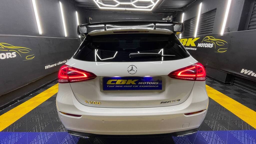 MERCEDES-BENZ A 200 A/T