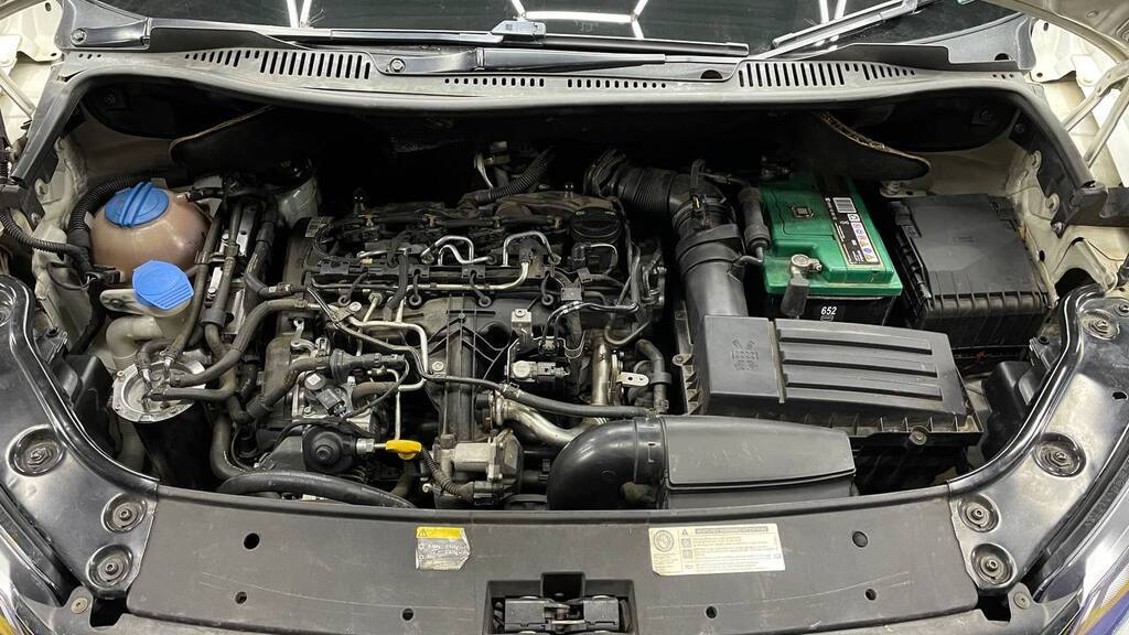 VOLKSWAGEN CADDY CROSS 2.0 TDi (81KW)
