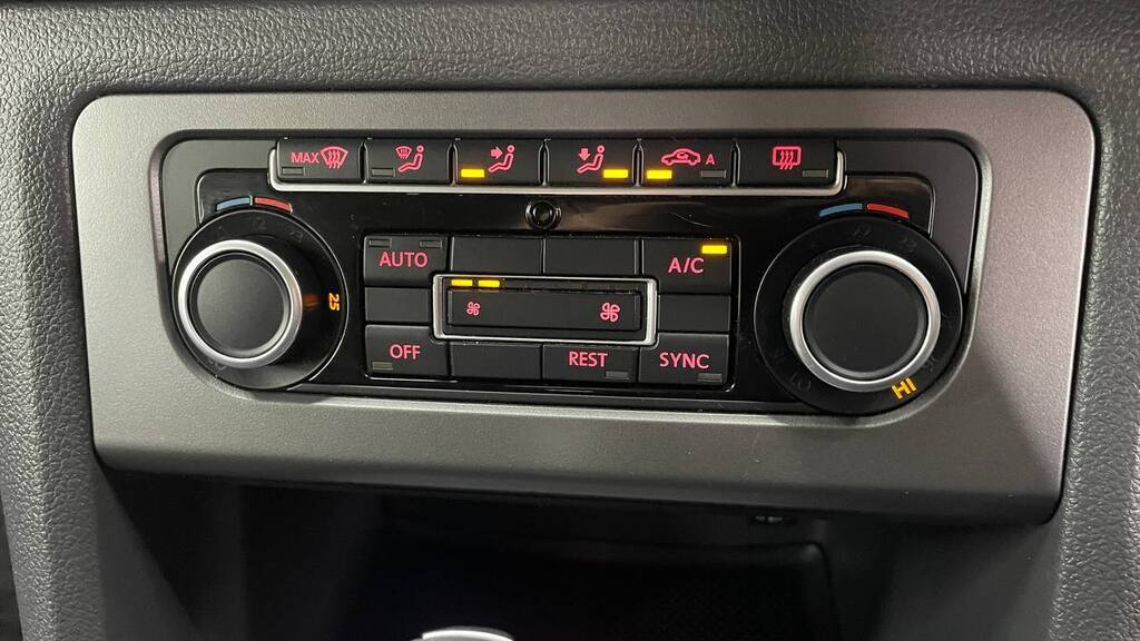 VOLKSWAGEN AMAROK 2.0 BiTDi HIGHLINE 132KW 4MOT A/T D/C P/U