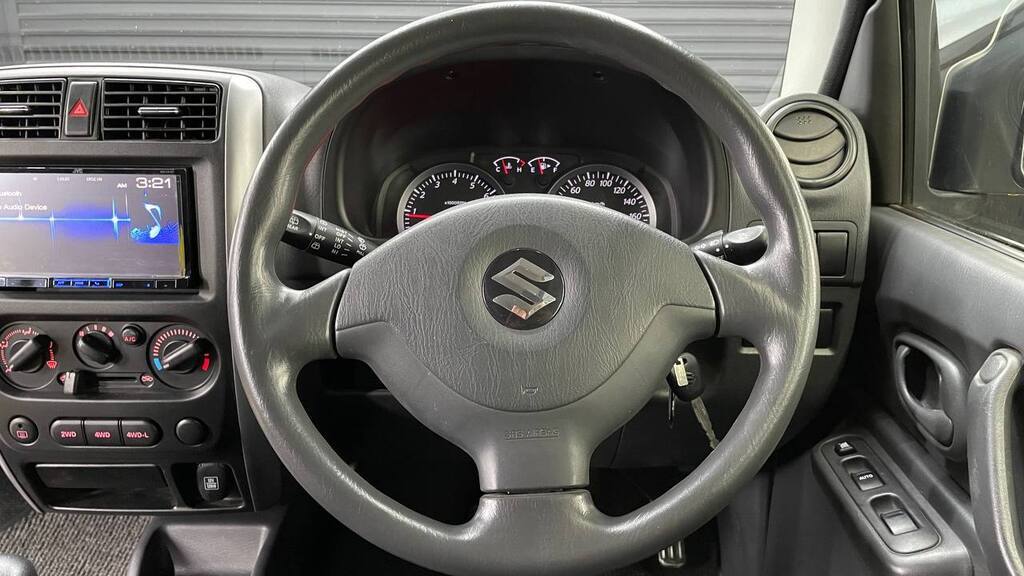 SUZUKI JIMNY 1.3