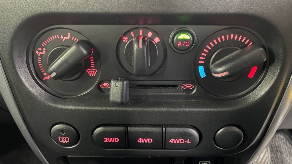 SUZUKI JIMNY 1.3