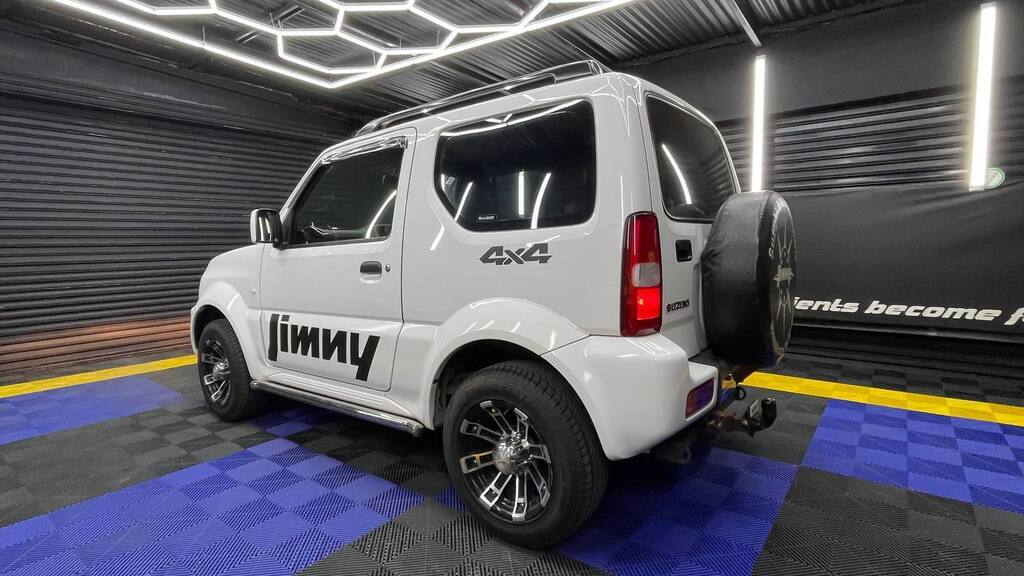 SUZUKI JIMNY 1.3
