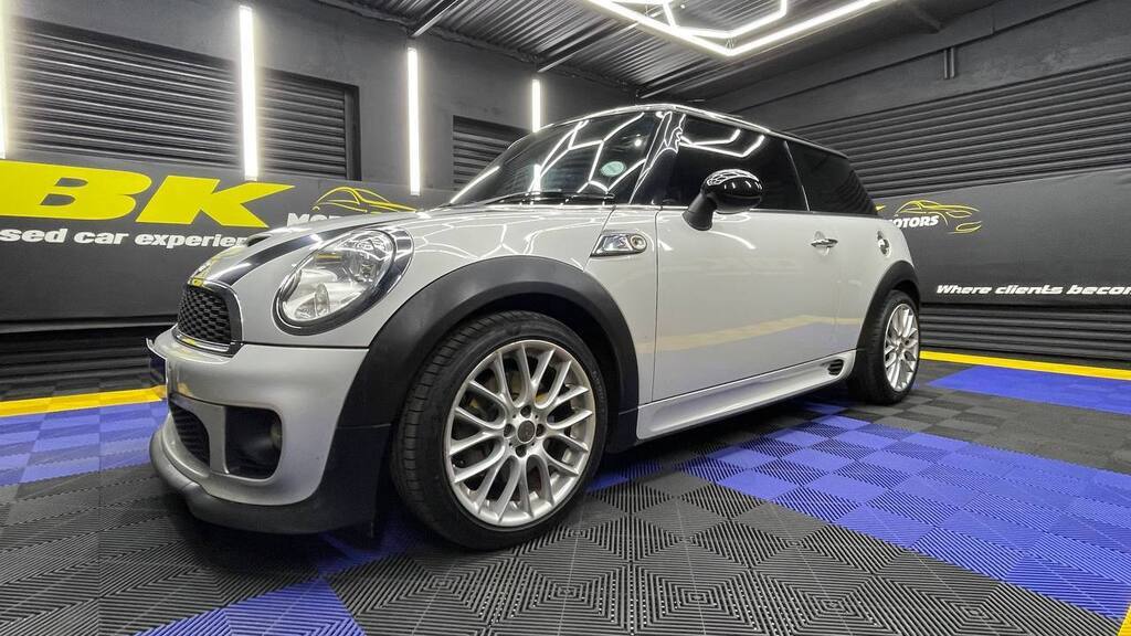 MINI COOPER JCW GP