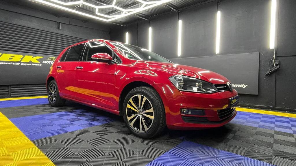 VOLKSWAGEN GOLF VII 1.4 TSI COMFORTLINE