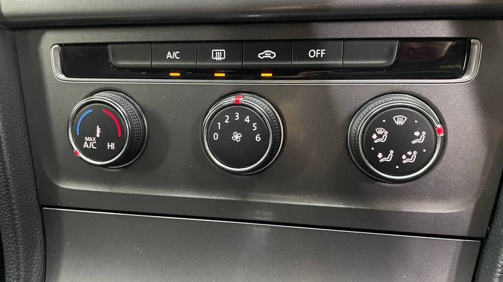 VOLKSWAGEN GOLF VII 1.4 TSI COMFORTLINE