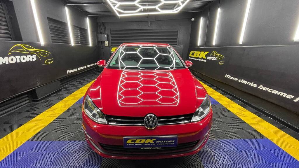 VOLKSWAGEN GOLF VII 1.4 TSI COMFORTLINE