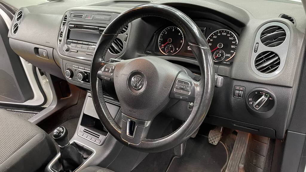 VOLKSWAGEN TIGUAN 2.0 TDi B/MOT TREND-FUN
