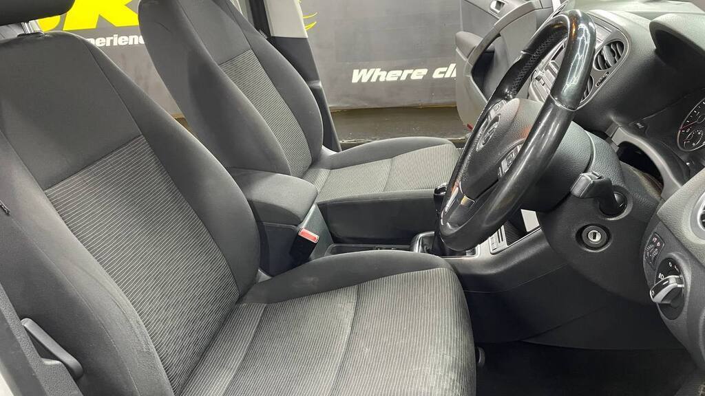 VOLKSWAGEN TIGUAN 2.0 TDi B/MOT TREND-FUN