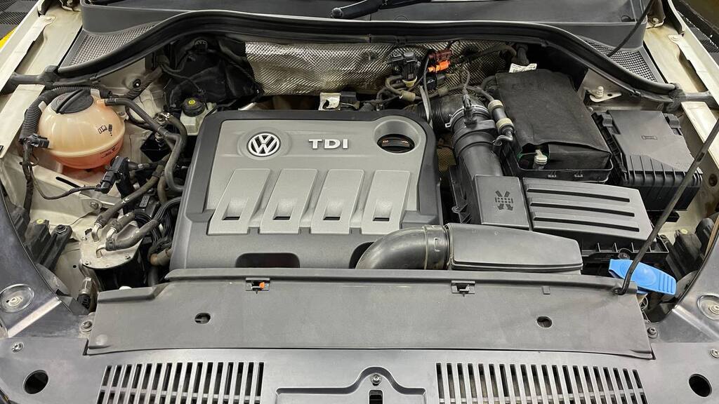 VOLKSWAGEN TIGUAN 2.0 TDi B/MOT TREND-FUN