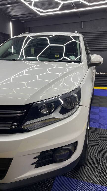 VOLKSWAGEN TIGUAN 2.0 TDi B/MOT TREND-FUN