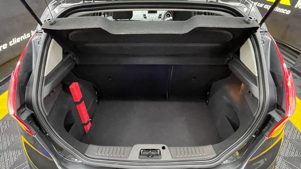 FORD FIESTA 1.0 ECOBOOST TREND POWERSHIFT 5DR