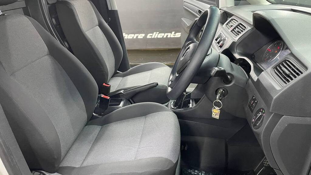 VOLKSWAGEN CADDY4 MAXI 2.0TDi (81KW) F/C P/V