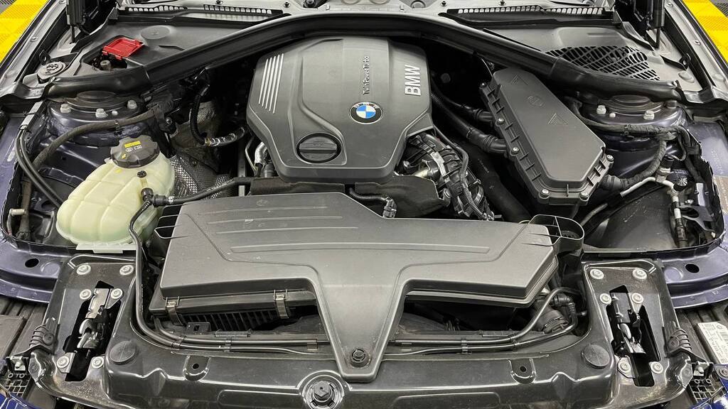 BMW 320D 40YR EDITION A/T (F30)