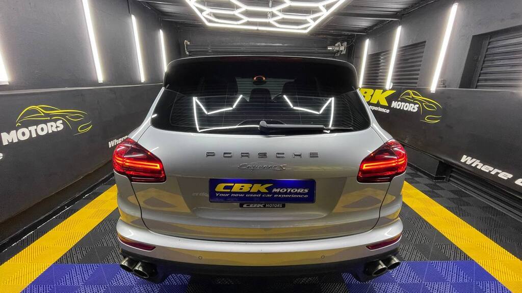PORSCHE CAYENNE S DIESEL (E2 GEN II)