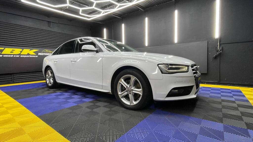 AUDI A4 2.0 TDI SE MULTITRONIC