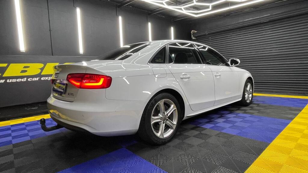 AUDI A4 2.0 TDI SE MULTITRONIC