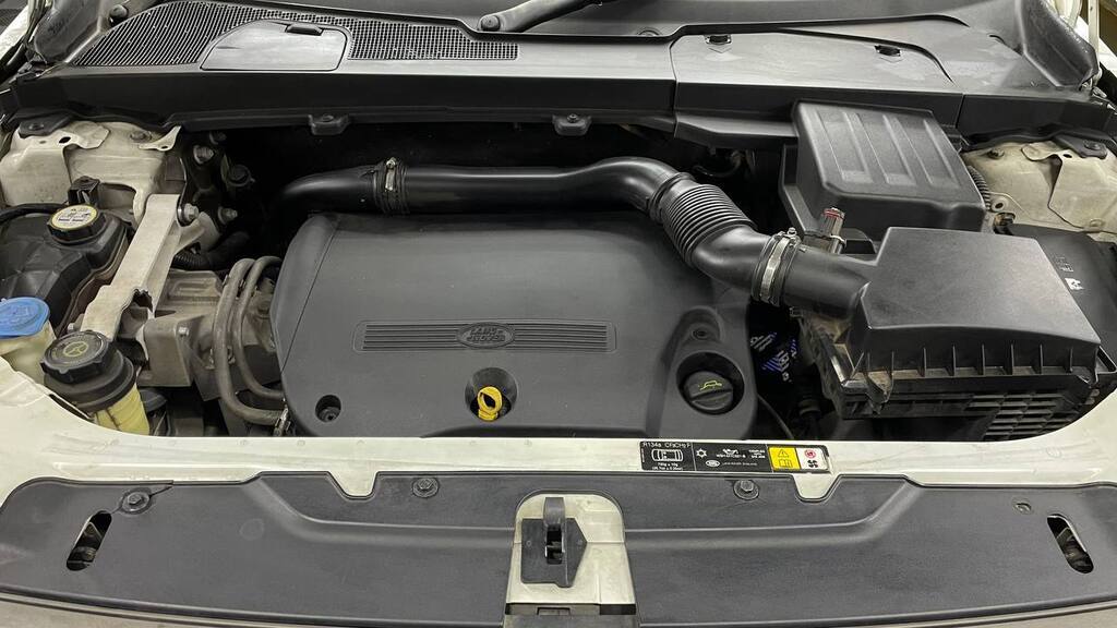 LAND ROVER FREELANDER II 2.2 SD4 SE A/T