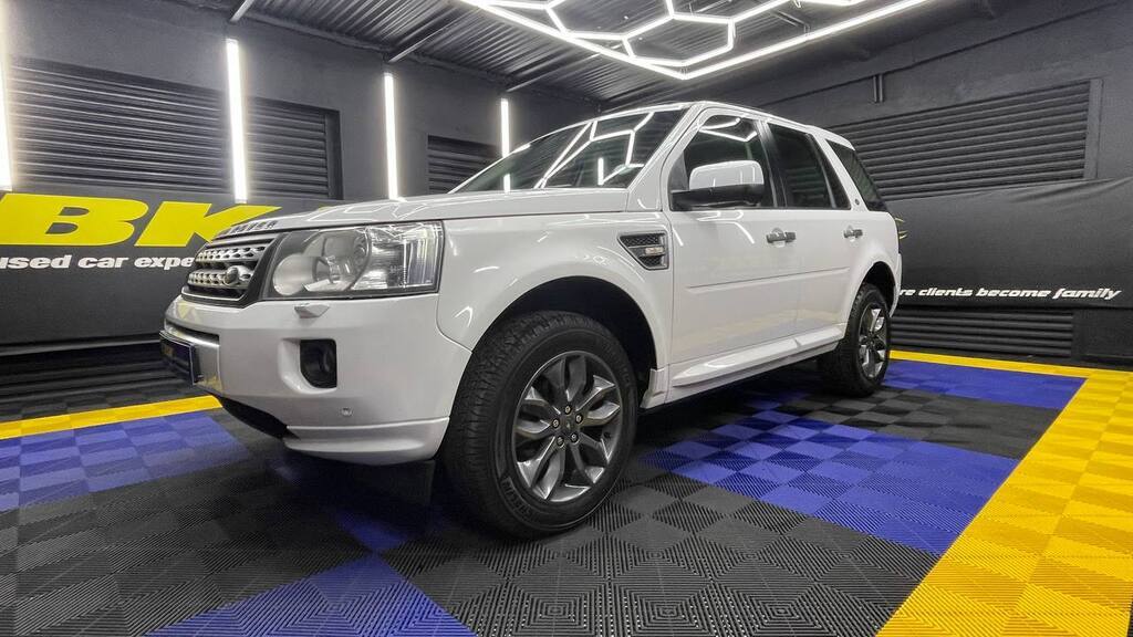 LAND ROVER FREELANDER II 2.2 SD4 SE A/T