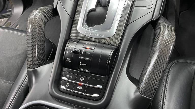 PORSCHE CAYENNE GTS TIPTRONIC (E2)