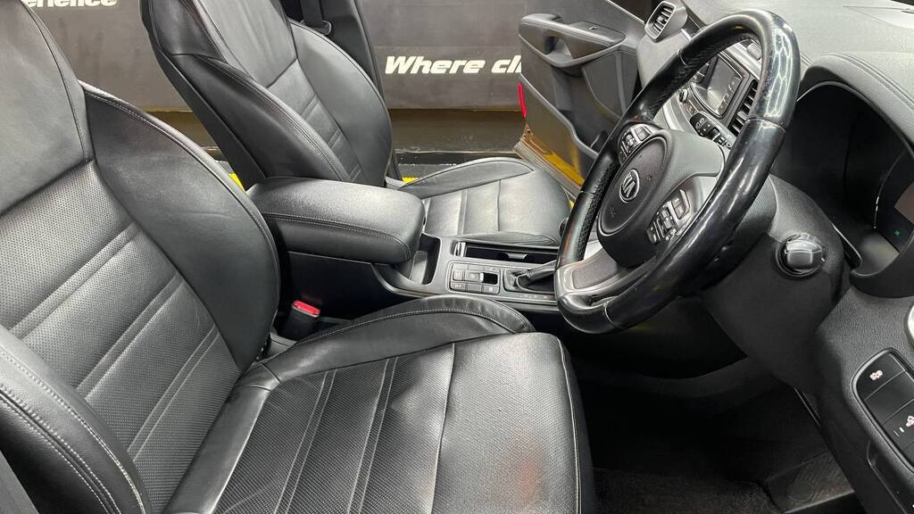 KIA SORENTO 2.2D AWD A/T 7 SEAT EX