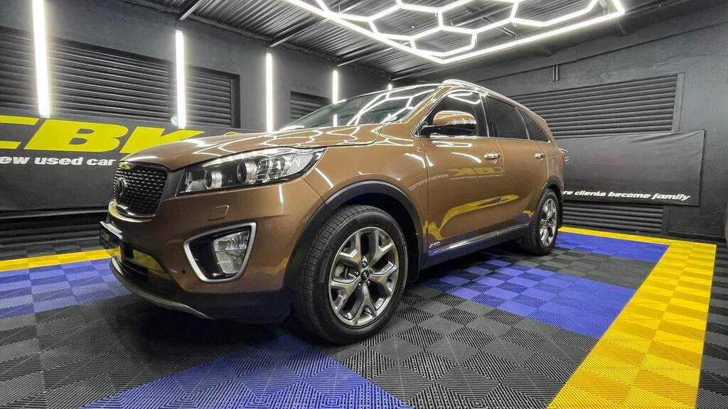 KIA SORENTO 2.2D AWD A/T 7 SEAT EX